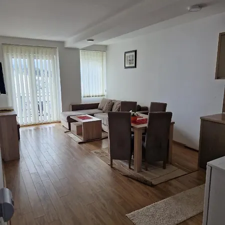 Apartment Gondola Vip 16 *