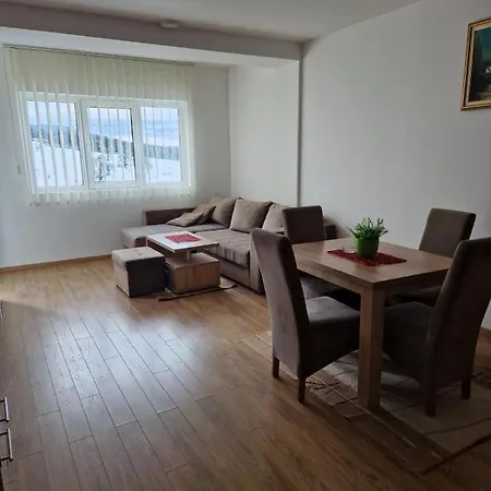 Apartment Gondola Vip 16 *
