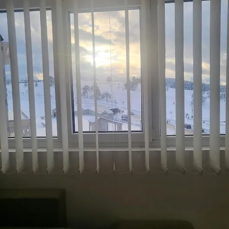 Gondola Mako Exclusive