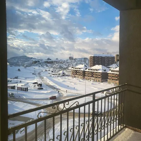 Apartment Gondola Vip 16 *